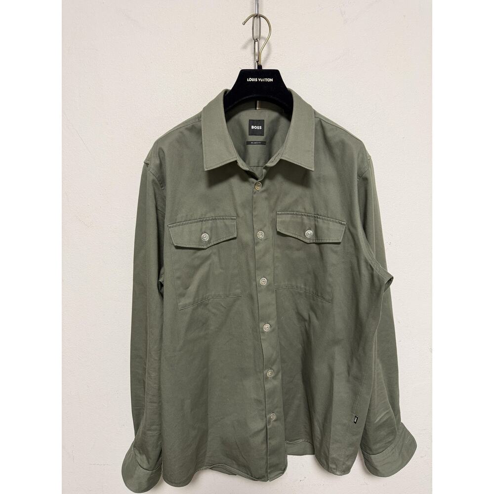 Boss Shirt Mens Large Green Twill Button Up Relaxed Fit Chest Pockets Casual